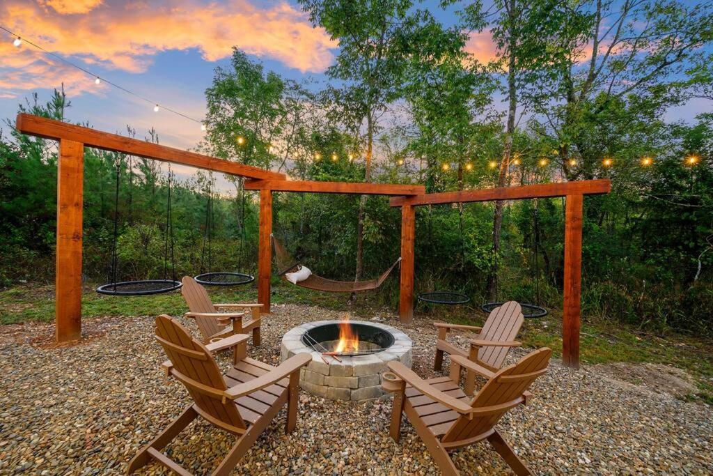 Under The Stars - Secluded, Hot Tub, Firepit, Games Villa Broken Bow Buitenkant foto
