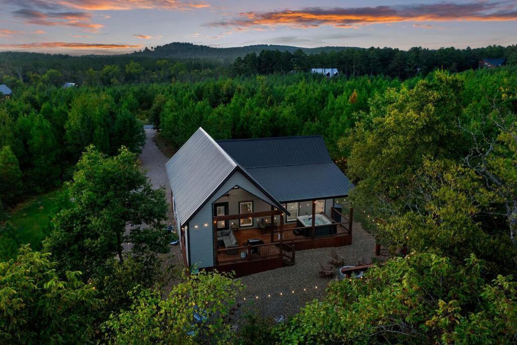 Under The Stars - Secluded, Hot Tub, Firepit, Games Villa Broken Bow Buitenkant foto