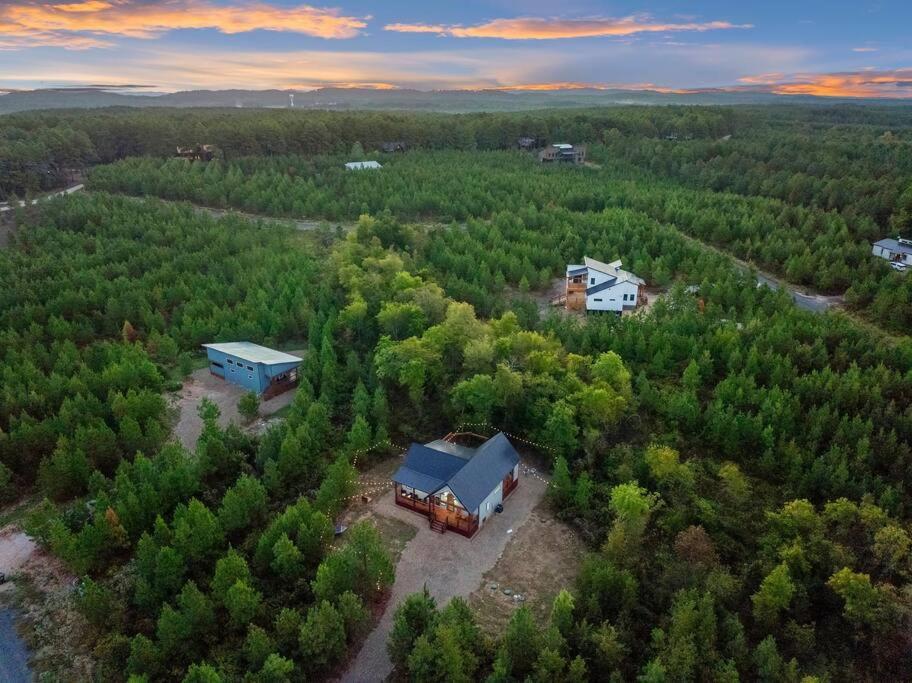 Under The Stars - Secluded, Hot Tub, Firepit, Games Villa Broken Bow Buitenkant foto